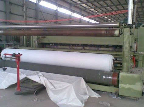 土工布生產(chǎn)設(shè)備